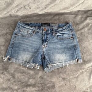 Aeropostale Womens Midi Denim Shorts Medium Wash Raw Hem‎ Size 4